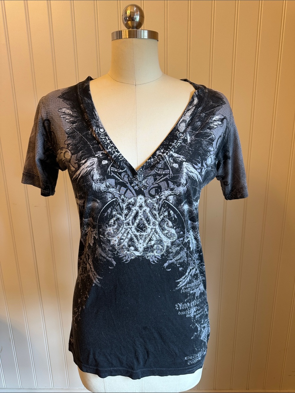 Archaic Affliction Black and Gray V-Neck Graphic Tee